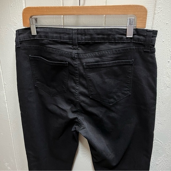 Monfrère Greyson Skinny Jeans in Noir - Picture 6 of 8